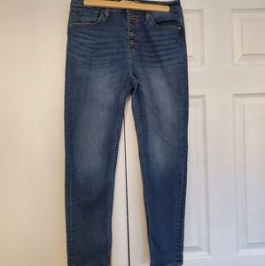 Vigoss Ace Skinny High Rise Exposed Button Jean